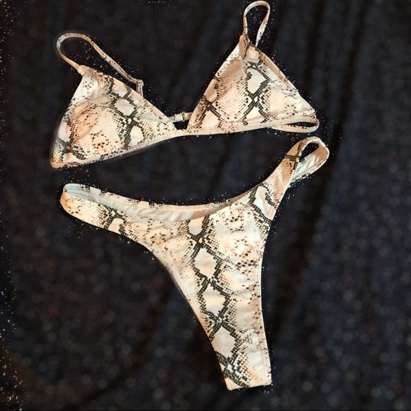 🍑vitae apparel White Smoke tanbabe top vitae - Picture 3 of 3